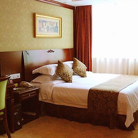 Vienna Hotel Shenzhen Train Station Branch Thẩm Quyến Ngoại thất bức ảnh